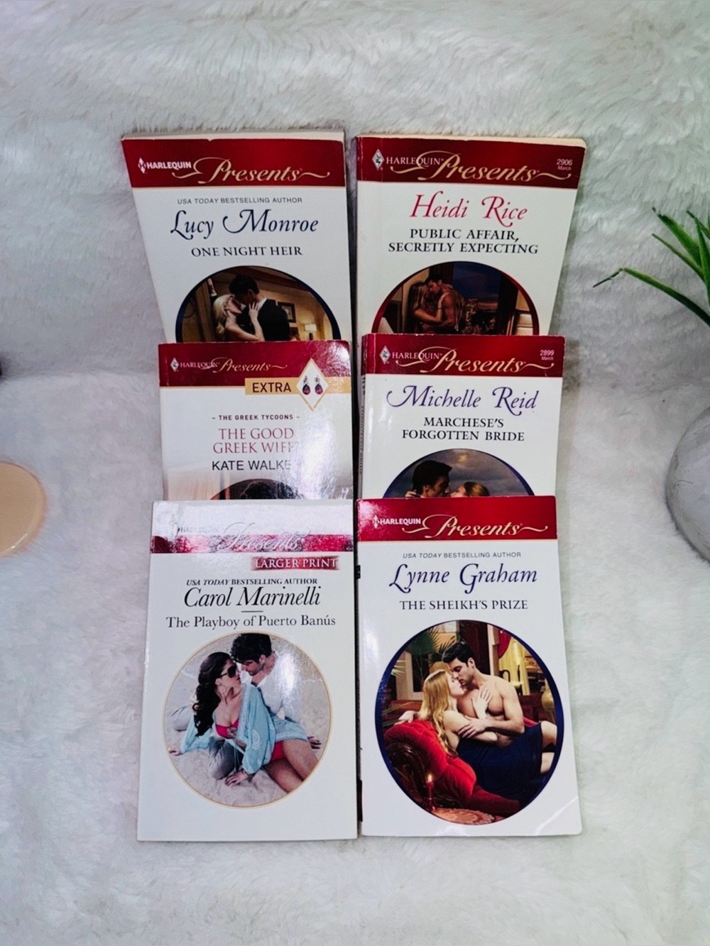 6 Harlequin Presents Romance Book Lot - White & Burgundy Covers 🌹